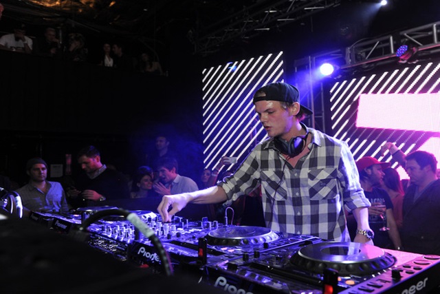 Pemakaman DJ Avicii Akan Digelar Tertutup